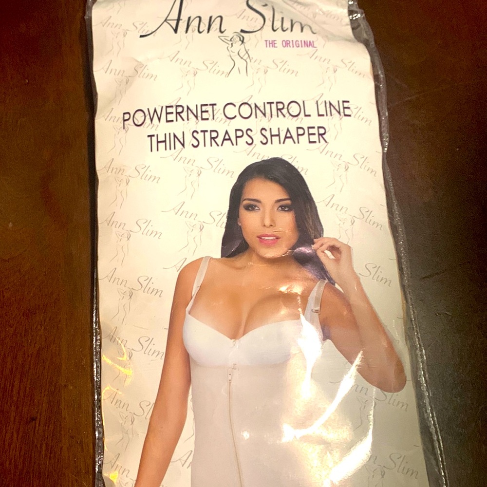 Ann Slim 3102 Short with zipper Thin Straps Butt Lifter